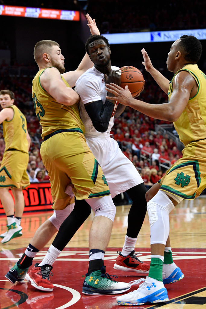 Louisville 71, Notre Dame 64