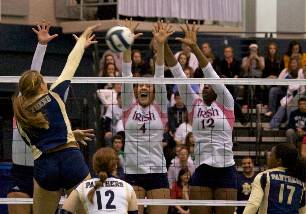 10/26 Volleyball vs Pittsburgh