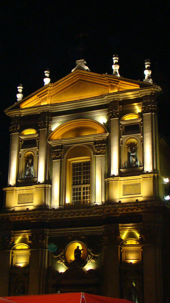 2009 Women's Basketball European Tour Recap (photos by Stephanie Menio)