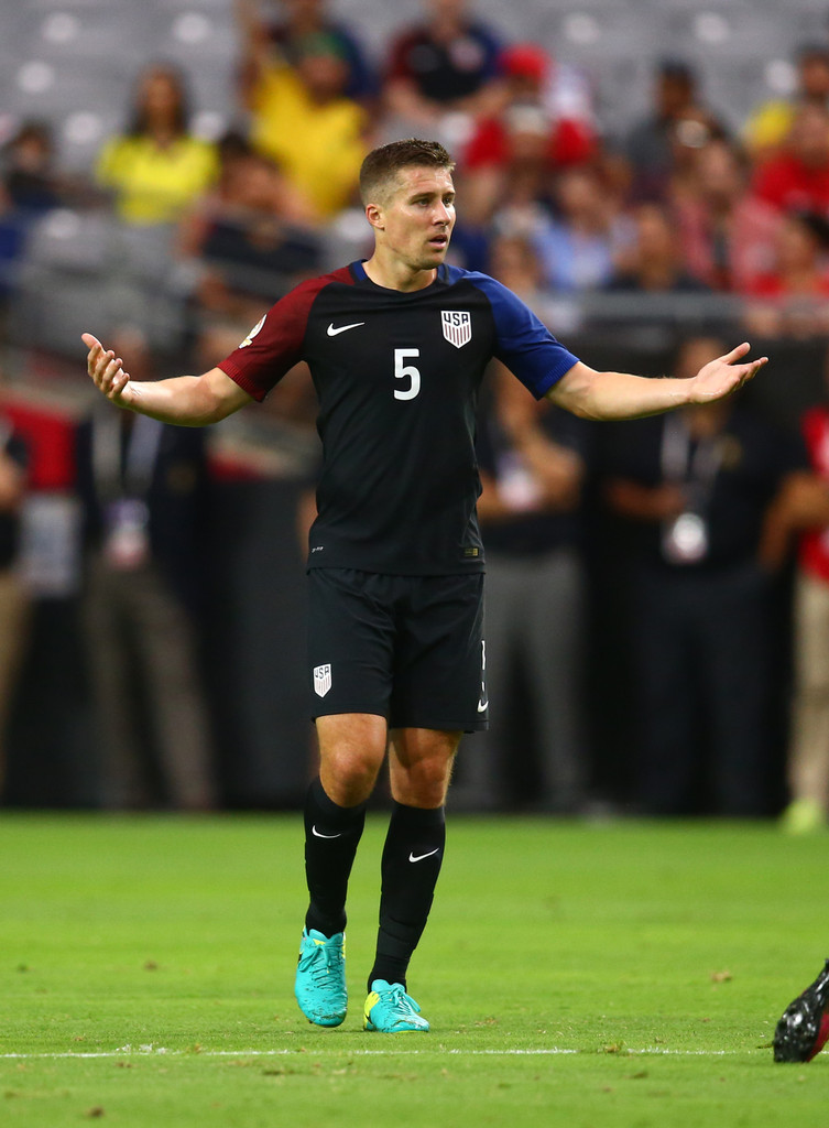 Former Notre Dame Standout Matt Besler Competes in Copa Am&eacute;rica