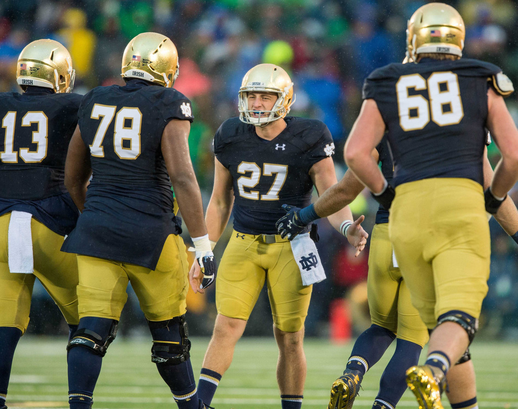 #9/8 Notre Dame 17, #14/13 Stanford 14 (USATSI)