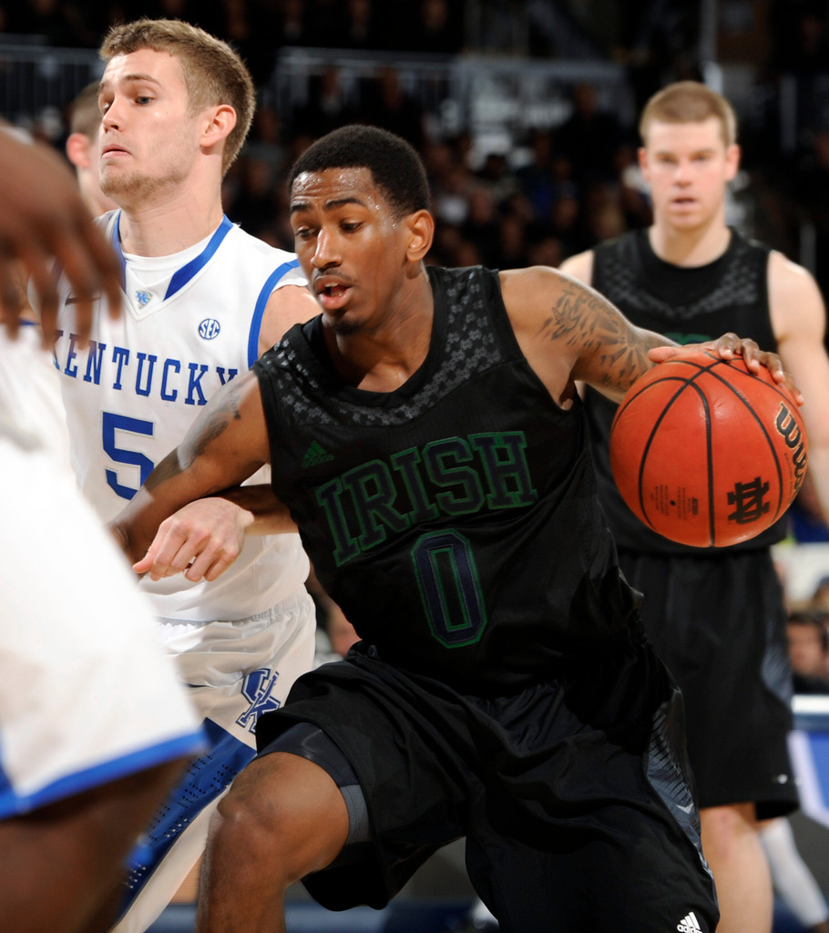 Notre Dame Knocks Off No. 8 Kentucky 64-50 (AP)