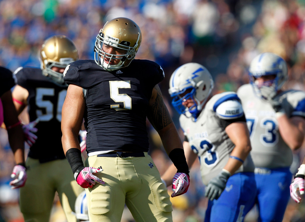 Irish Offense Erupts in Record-Setting 59-33 Triumph Over Air Force (AP)