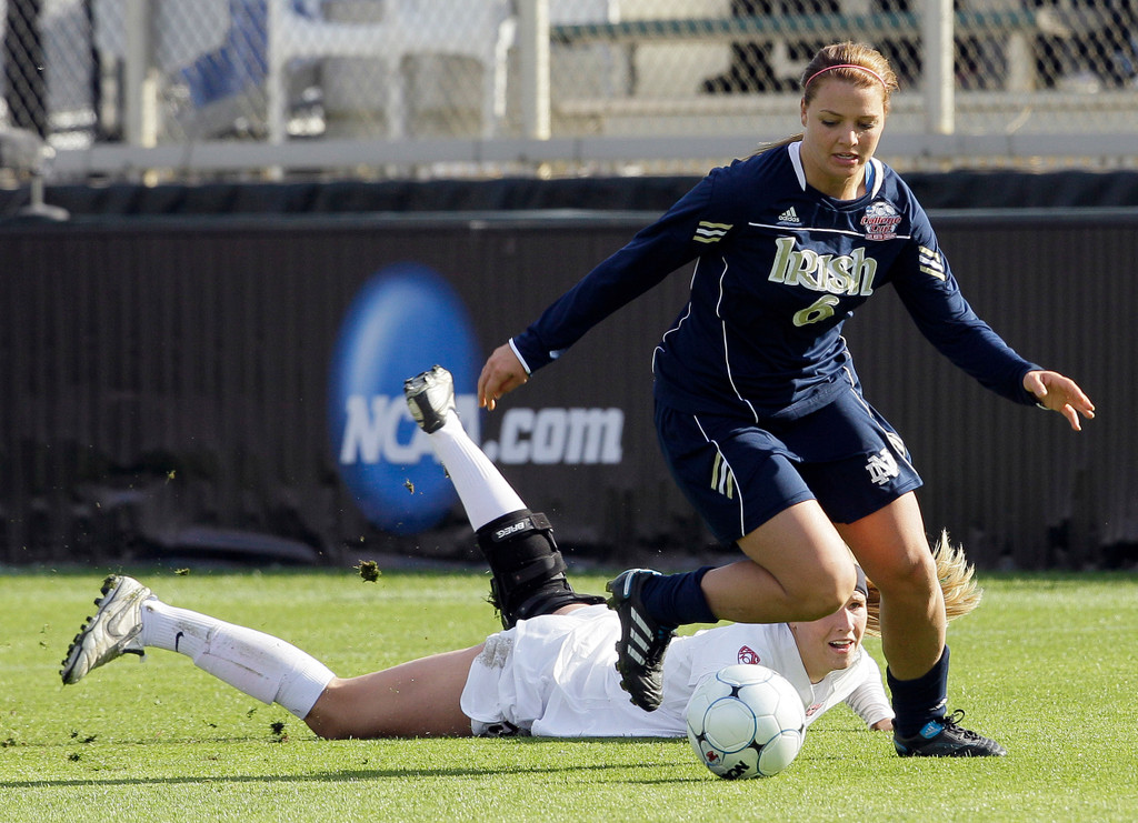 Leon Lifts #7/10 Notre Dame to Third NCAA Title!