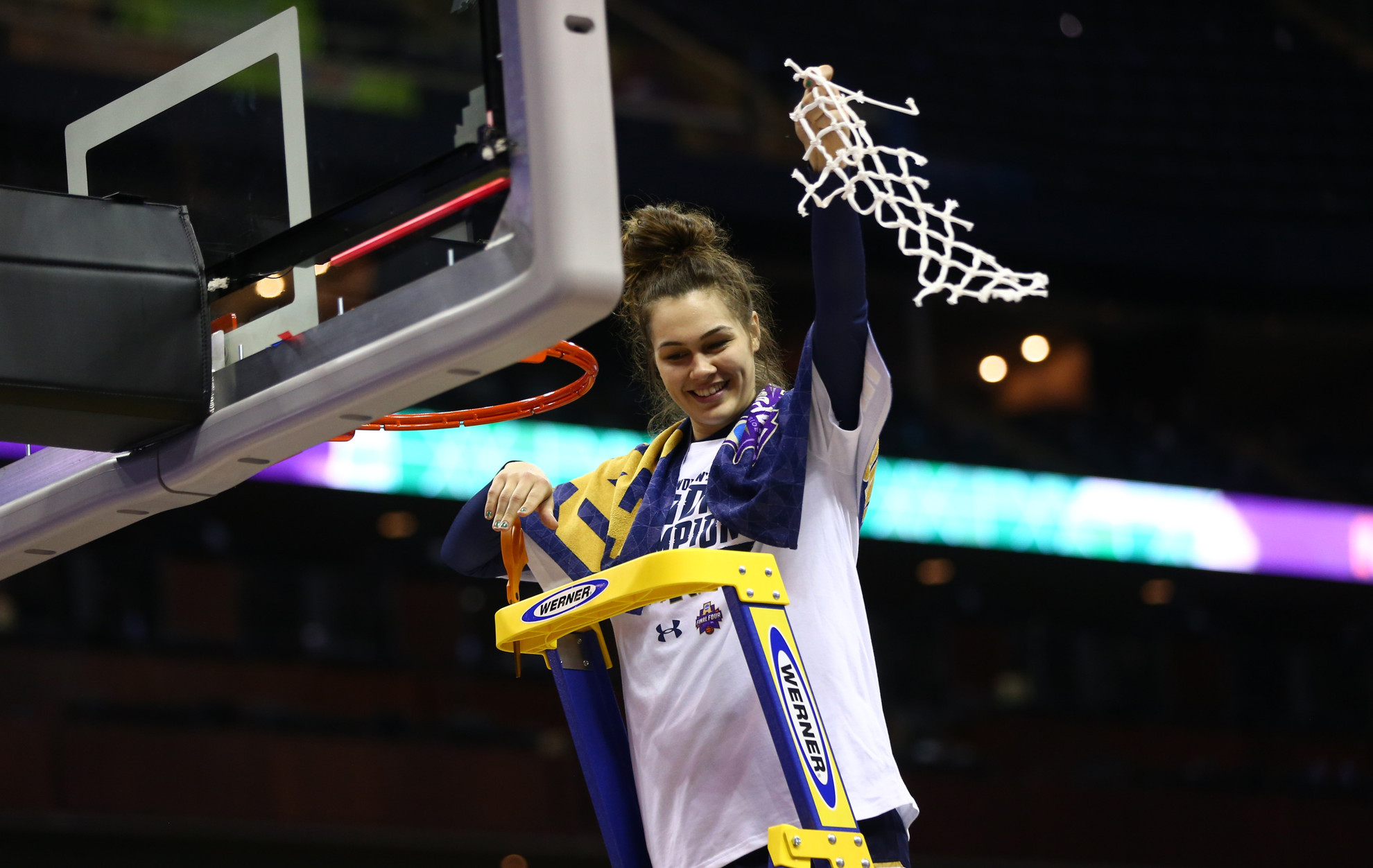 Westbeld Signs to LA Sparks Training Camp Roster Westbeld Signs to LA Sparks Training Camp Roster