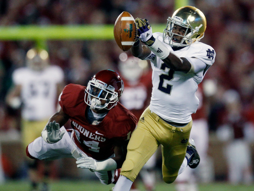 No. 5 Irish Defeat No. 8 Oklahoma, 30-13, to Stay Perfect (AP)