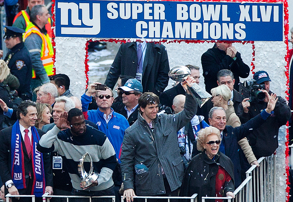 Justin Tuck & Sergio Brown at Super Bowl XLVI (AP)
