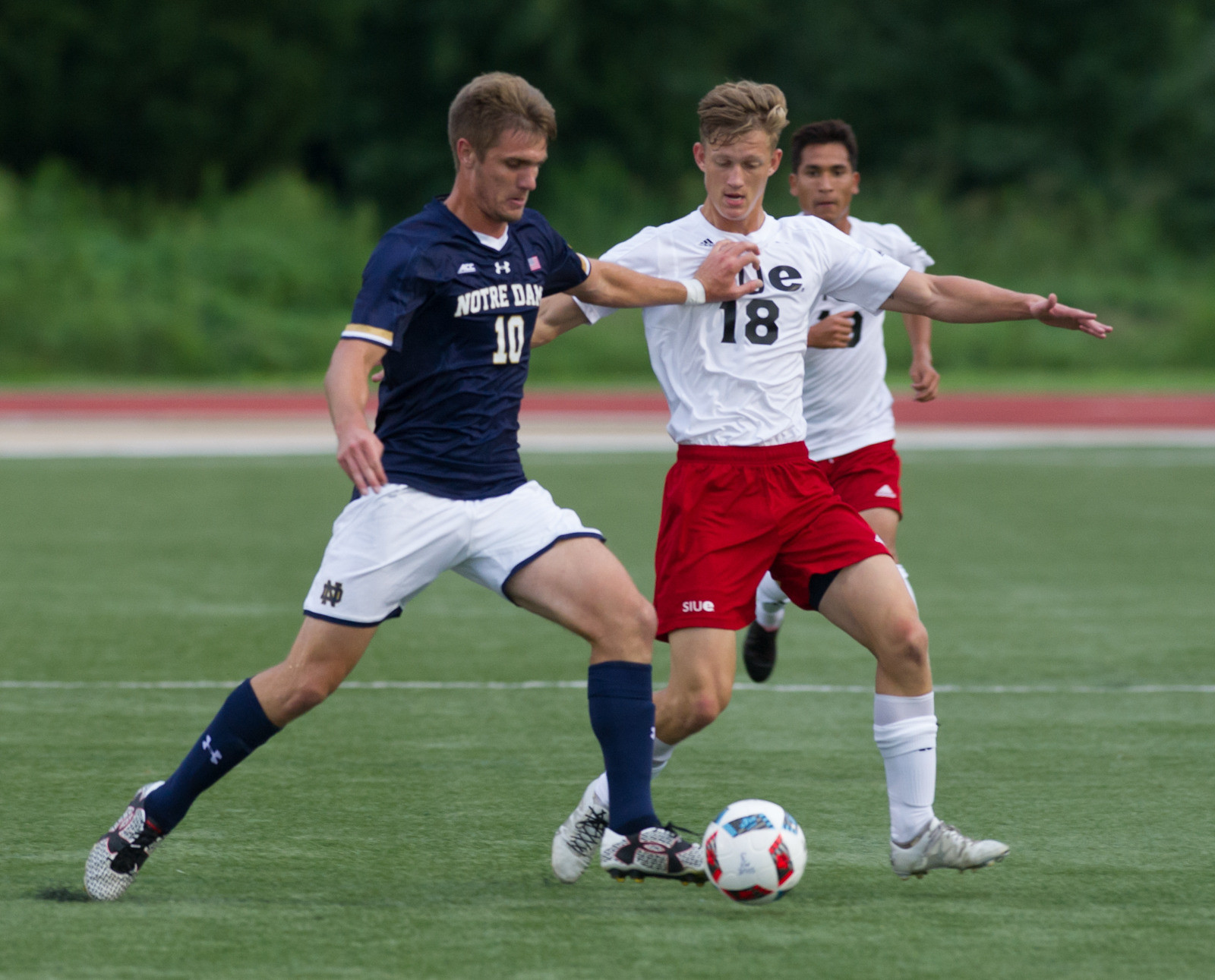 #9 Irish Battle Testy SIUE To Scoreless Draw Senior center back Brandon Aubrey
