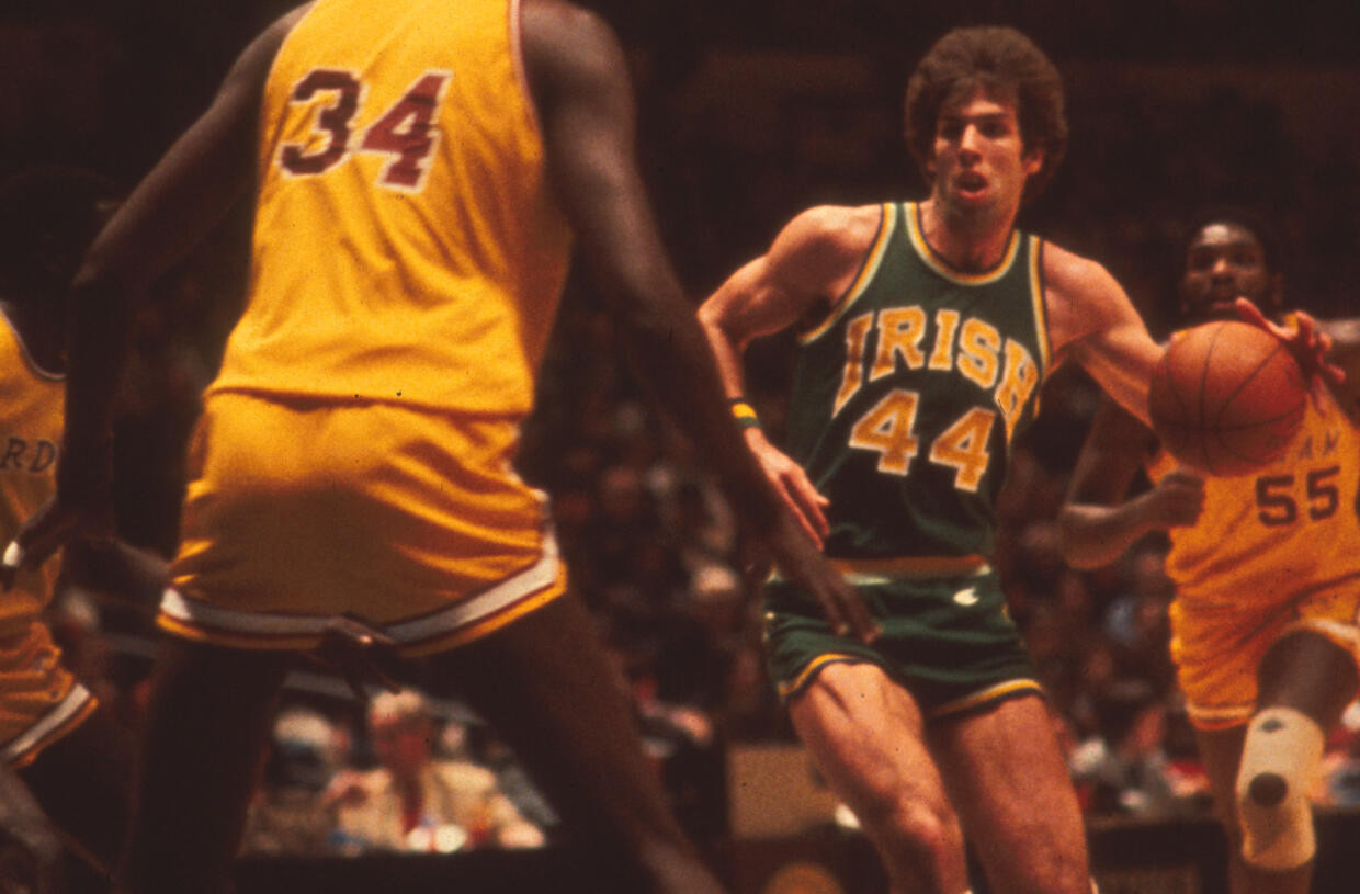 Kelly Tripucka Set To Join The Purcell Pavilion Ring Of Honor Kelly Tripucka Action