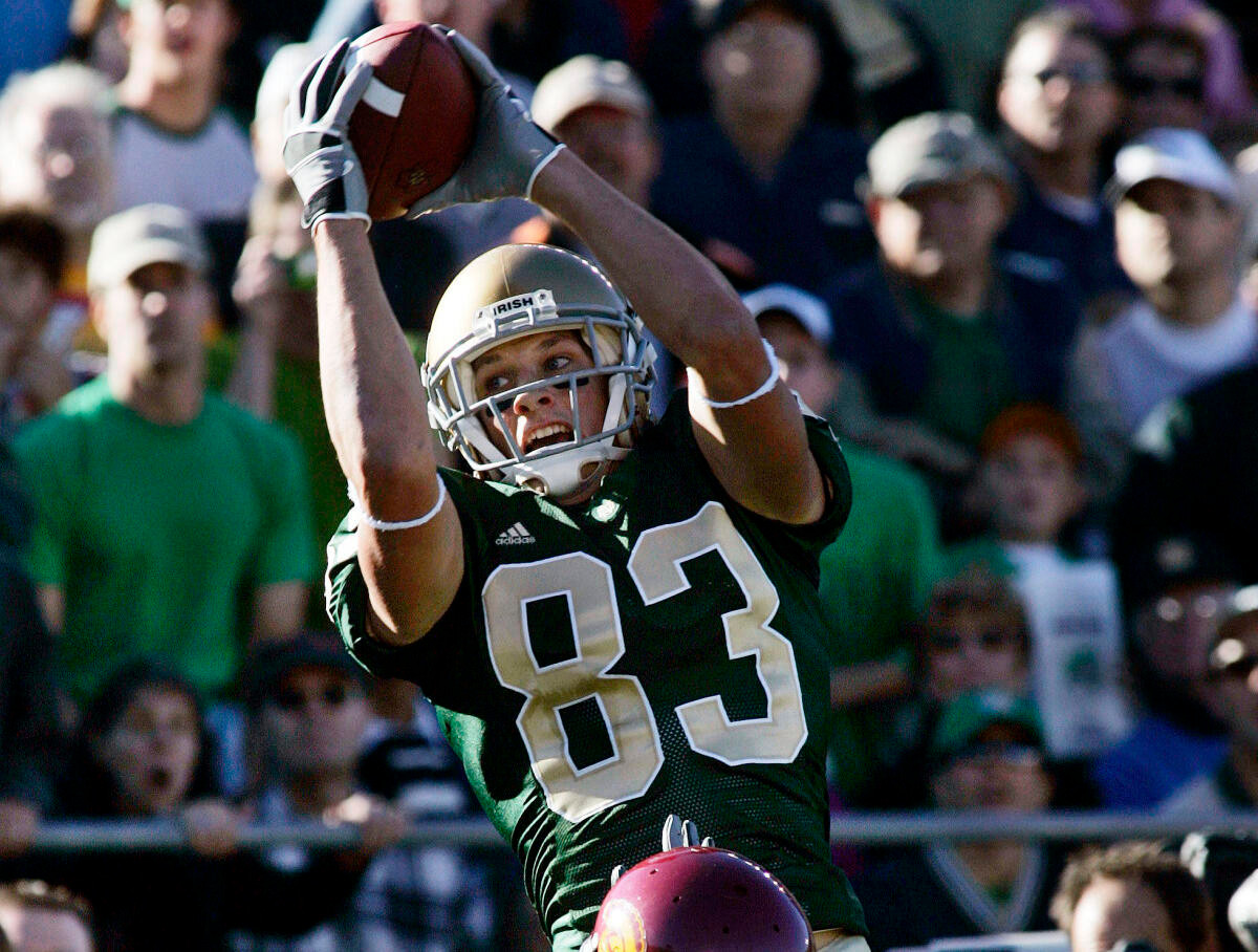 Irish Come Up Short Against No. 1 USC, 34-31 Jeff Samardzija goes up over Southern California's Justin Wyatt for a 32-yard touchdown in the second quarter. (AP Photo/Tom Strattman)