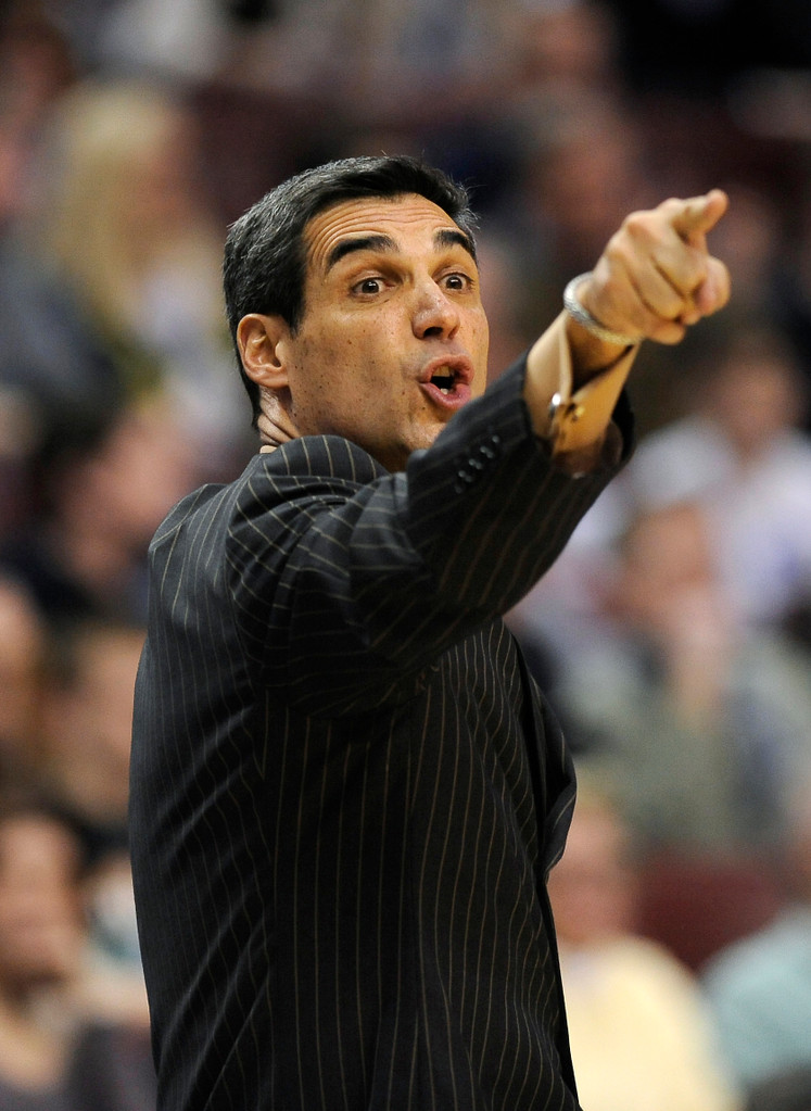 #23 Irish Hold On to Defeat Nova in OT, 74-70 (AP)