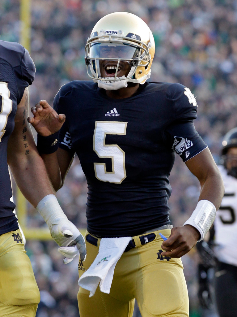 No. 3 Irish Remain Perfect, Overpower Wake Forest, 38-0 (AP)