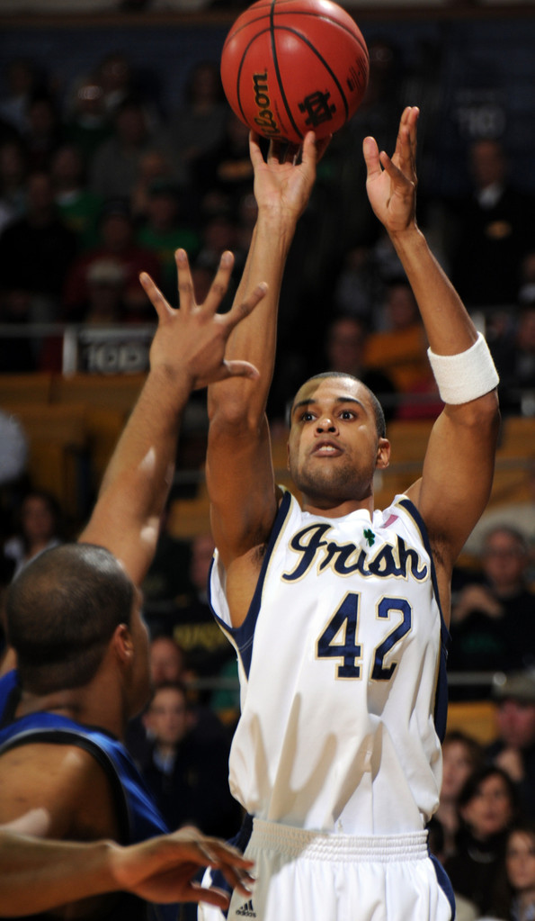 Irish Defeat Pirates, 88-79 (AP)