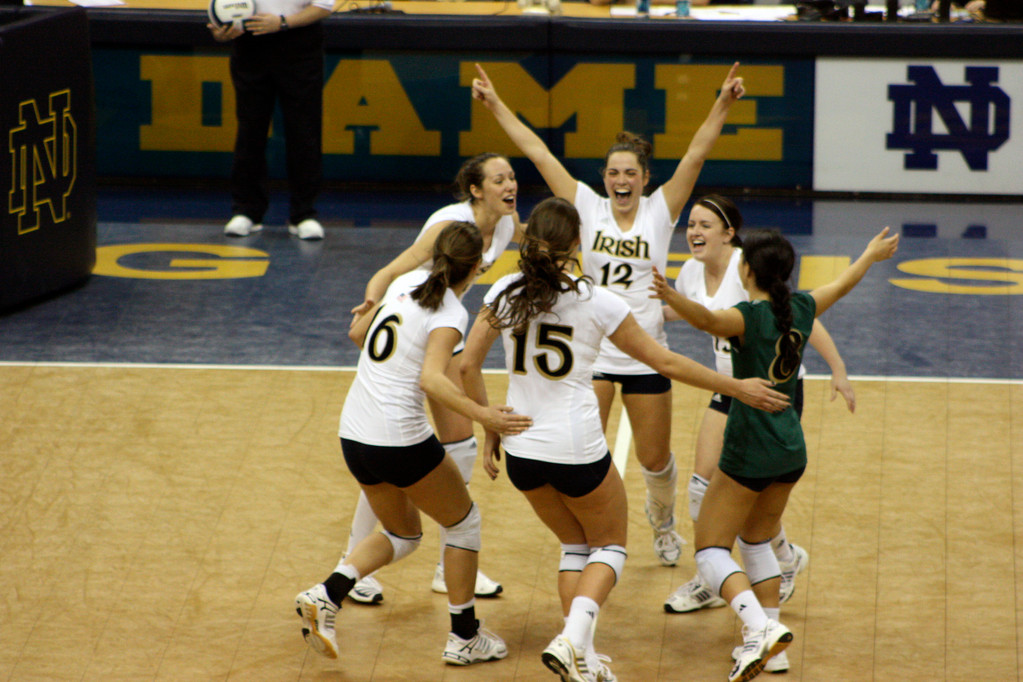 Volleyball Tags USF for 3-1 Win