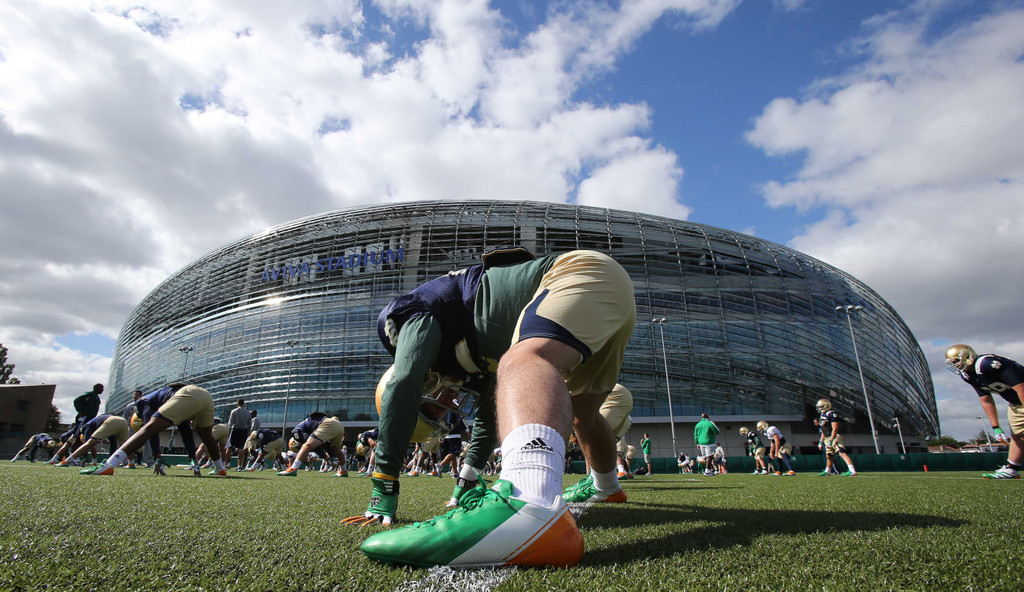 Notre Dame Pounds Navy 50-10 in Dublin (AP)
