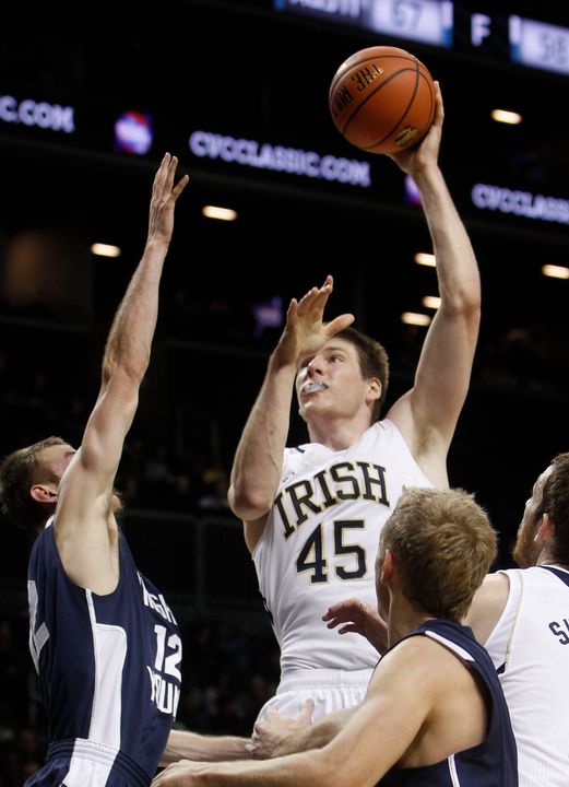 Jack Cooley averaging a team-leading 17.0 points and 11.8 rebounds.