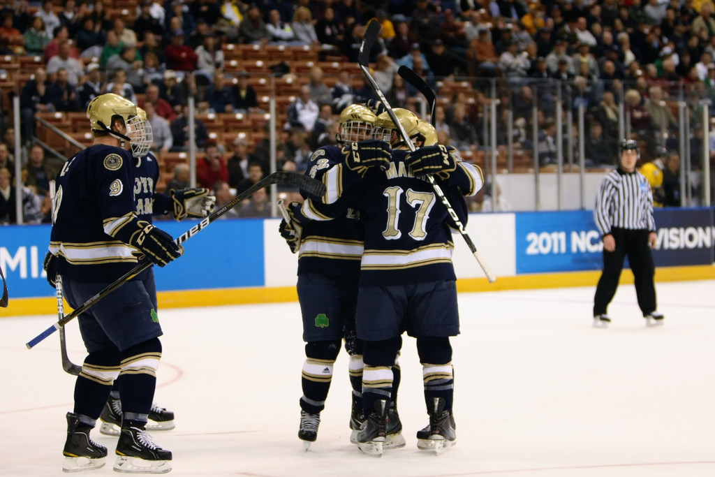 Lee's OT Goal Pushes Irish Past Merrimack in NCAAs (AP)