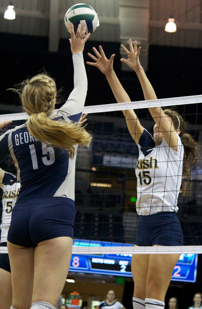 Volleyball Sweeps Georgetown