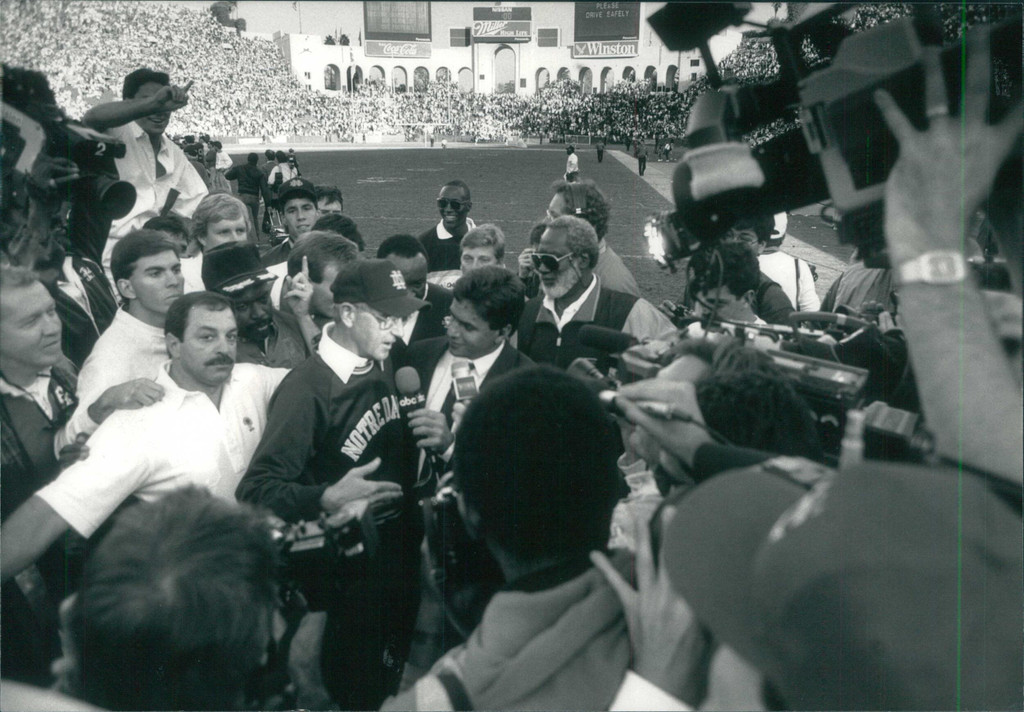 Notre Dame Fighting Irish - Official Athletics Website