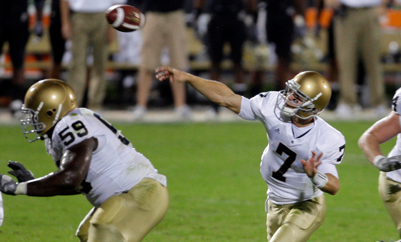 Notre Dame Defeats Purdue, 24-21 Notre Dame Purdue Football
