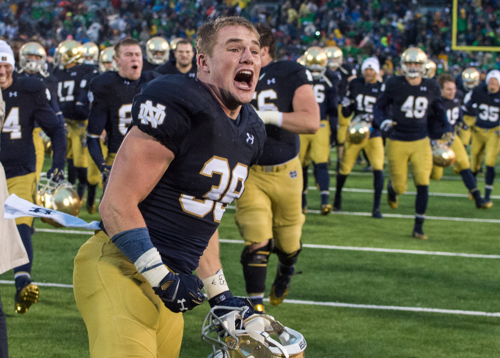#9/8 Notre Dame 17, #14/13 Stanford 14 (USATSI)