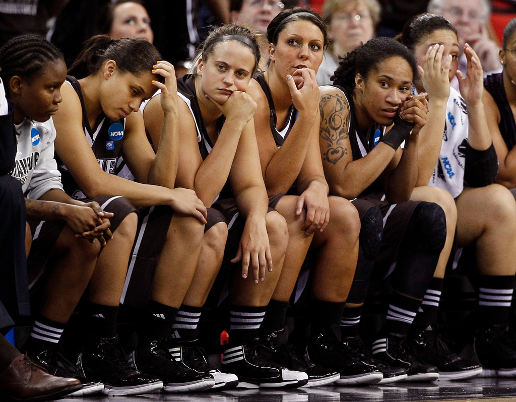 No. 4 Irish Advance With Rout of No. 21 St. Bonaventure, 79-35 (AP)