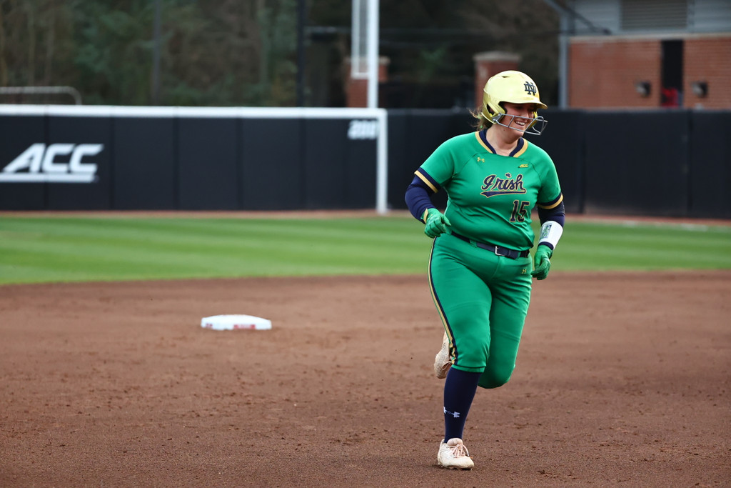 Notre Dame Fighting Irish - Official Athletics Website