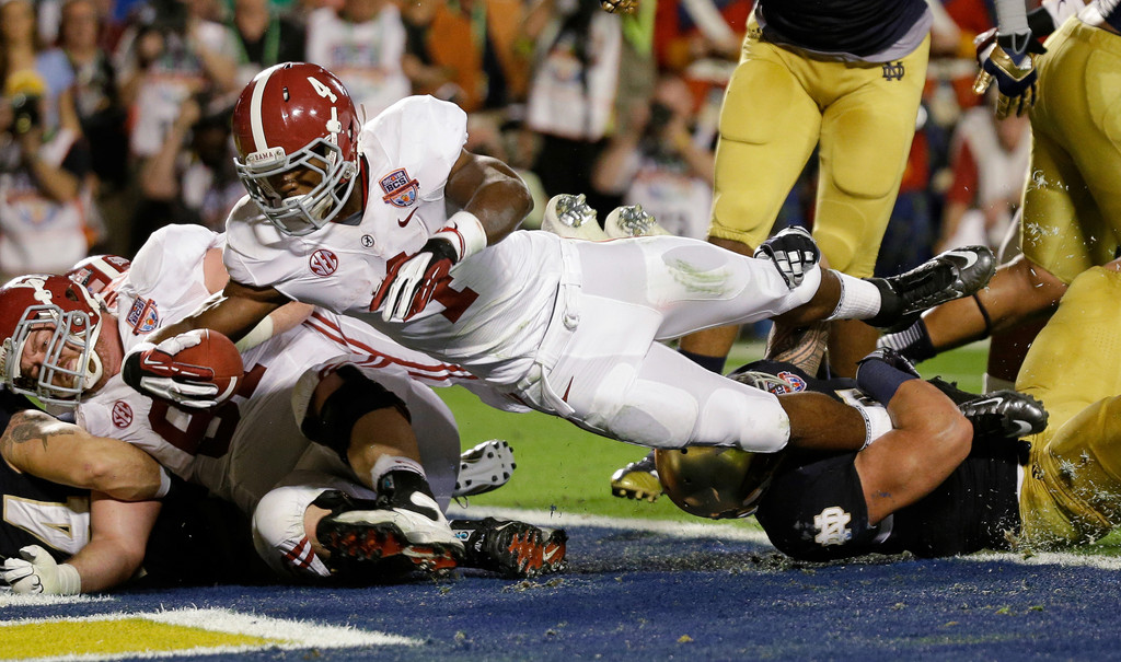 Irish Title Hopes Halted By Crimson Tide, 42-14 (AP)