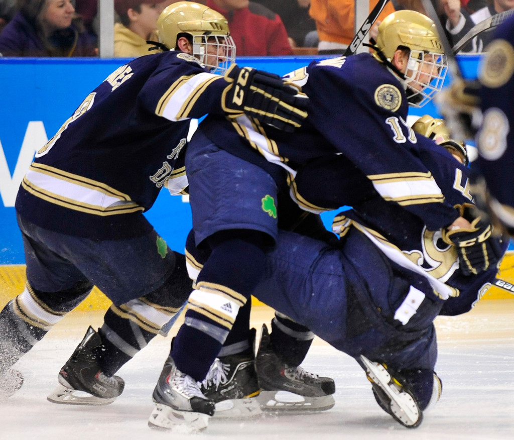 A Season in Photos: 2010-11 Notre Dame Hockey