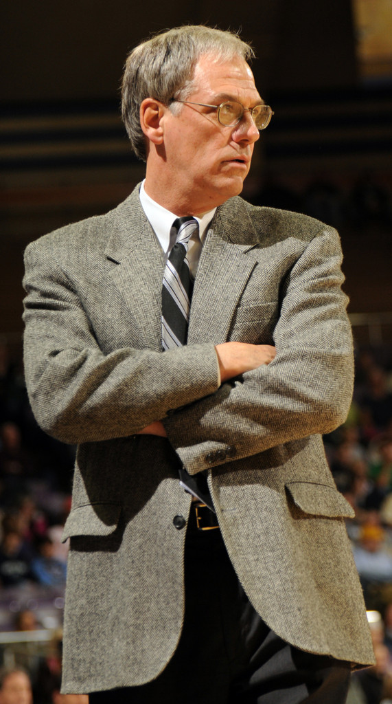 Harangody Leads No. 9 Notre Dame Past USC Upstate, 94-58