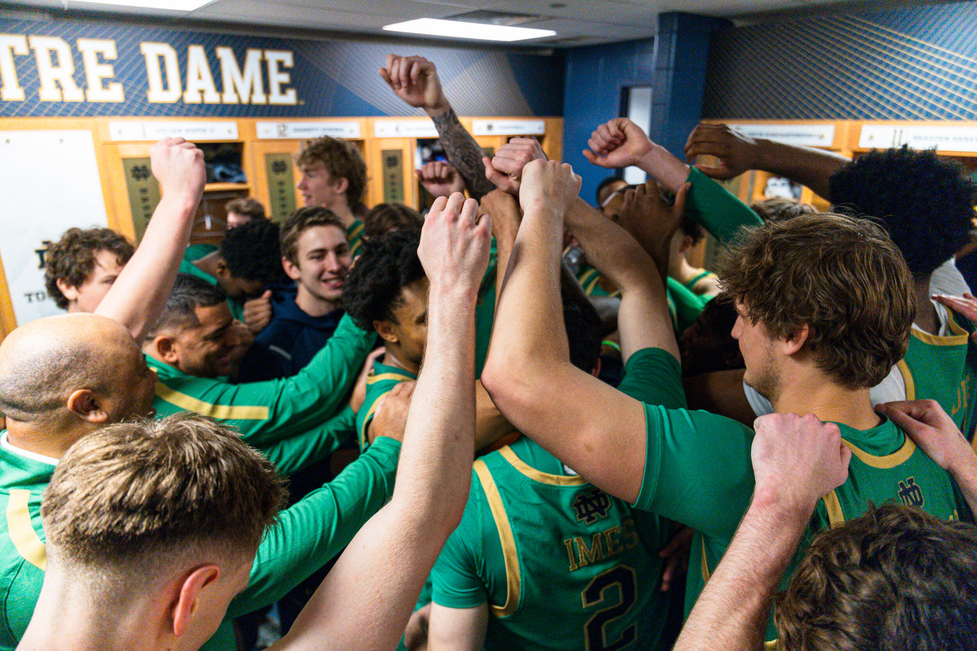 14. Irish Wear Green vs. North Carolina – Presented By Verizon 14. Irish Wear Green vs. North Carolina – Presented By Verizon