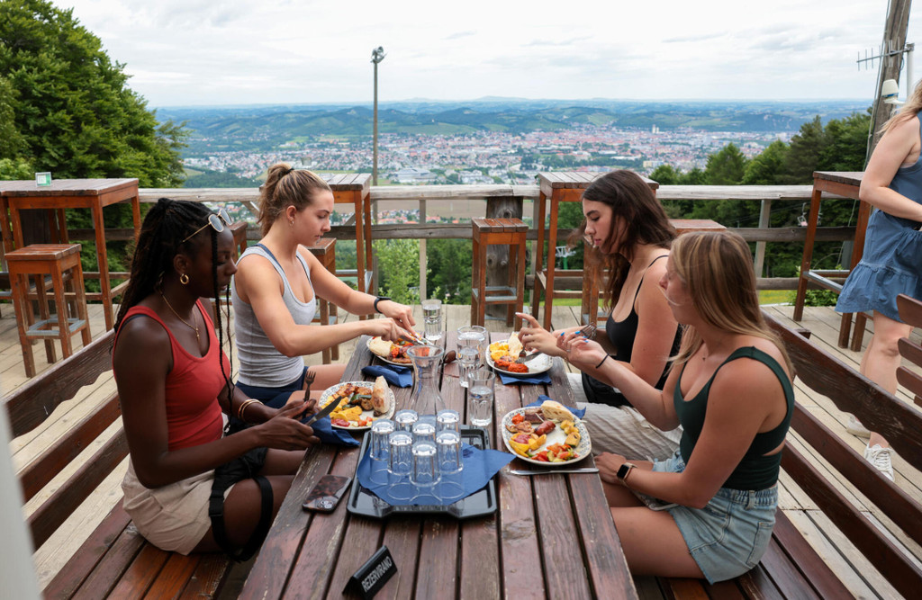 Notre Dame Fighting Irish - Official Athletics Website