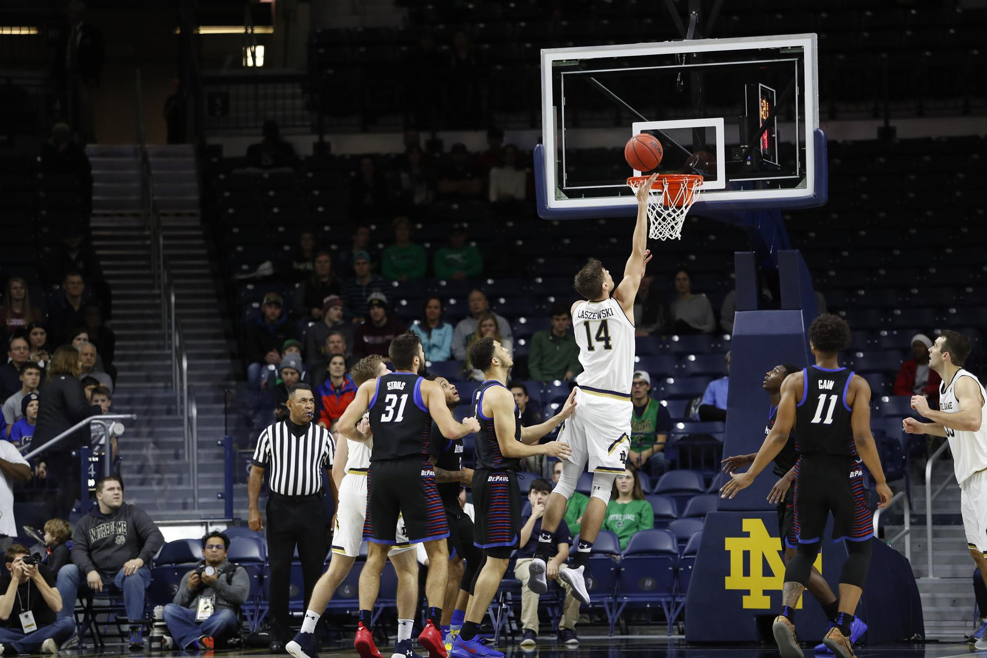 Offensive Outburst Leads Irish To 95-70 Win Over DePaul Laszewski 11/24/18