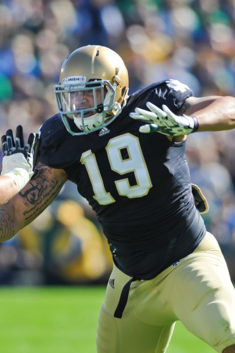 Aaron Lynch became just the third Notre Dame football player in 11 years named to the Football Writers Association of America Freshman All-America Team.