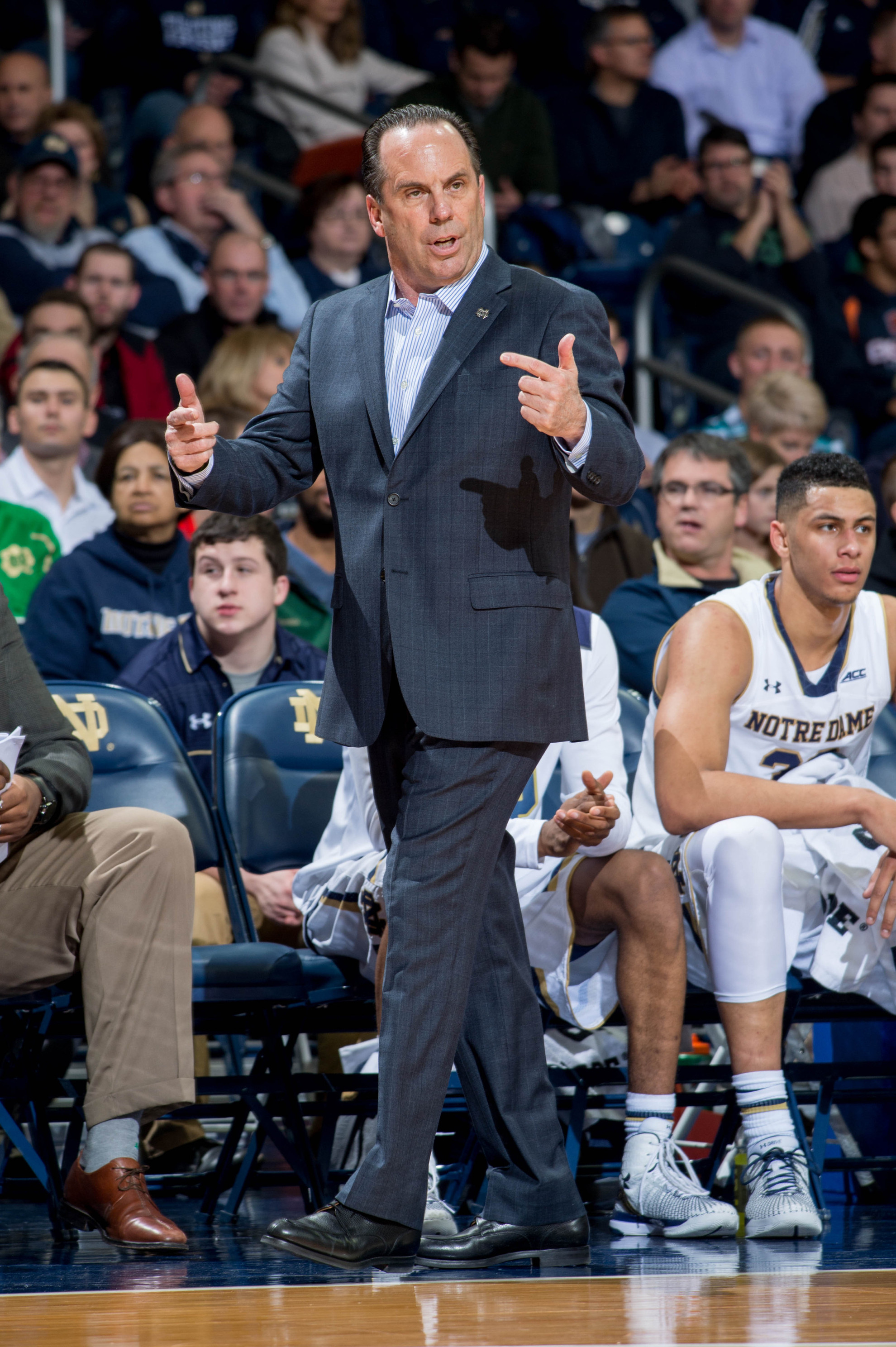 IRISH EXTRA: NCAA Stats Don’t Tell Entire Tale for Irish Hoops Mike Brey's 2014-15 Irish squad's 13-1 record matches the best 14-game start during his 15-year tenure.
