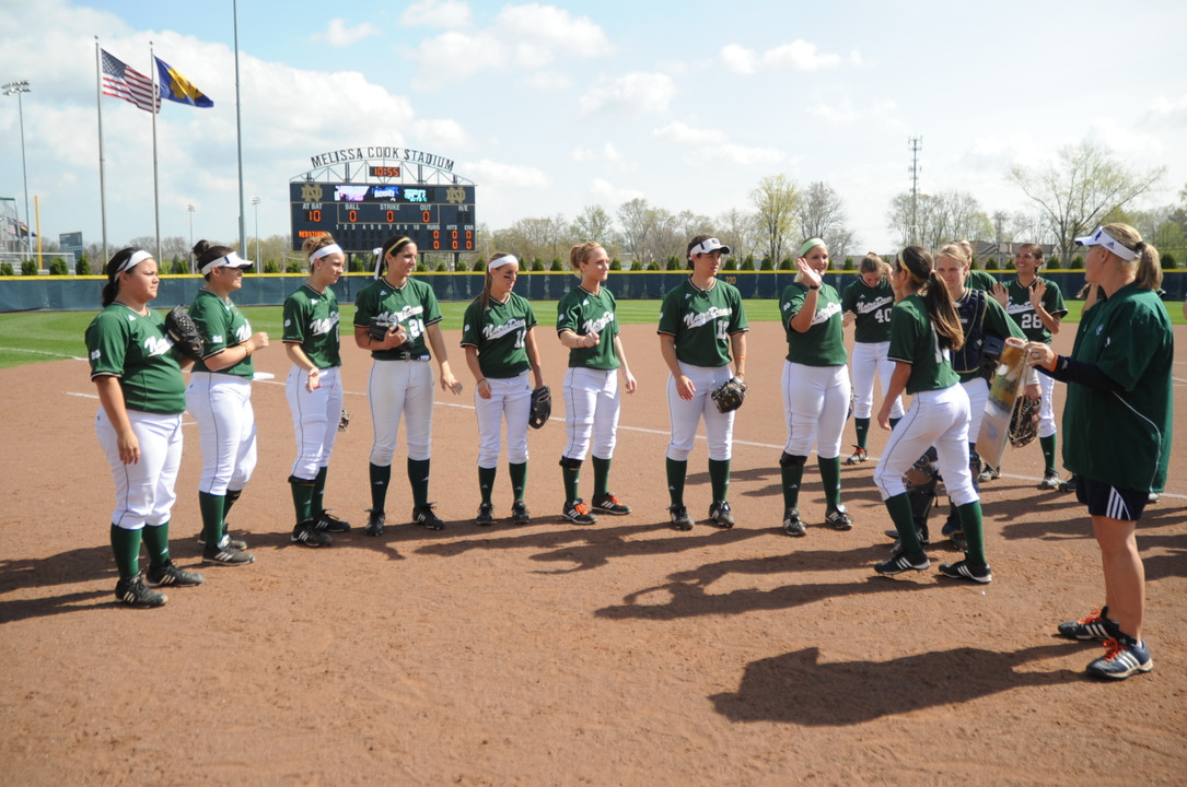Valdivia and Kelly Combine for Senior Day No-Hitter