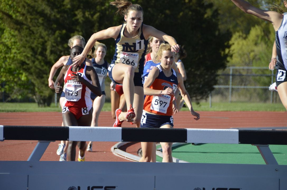 Alexa Aragon won the 3,000m steeplechase  (10:11.07), earning her second career all-BIG EAST outdoor accolade.