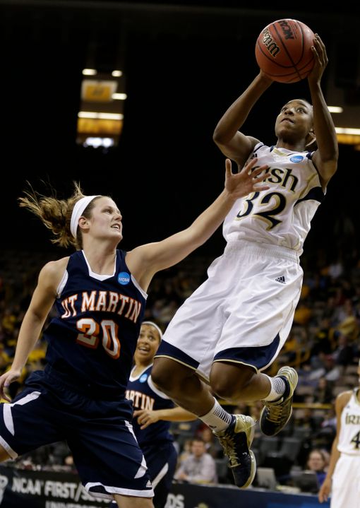Jewell Loyd led the Irish over UT Martin with 27 points.