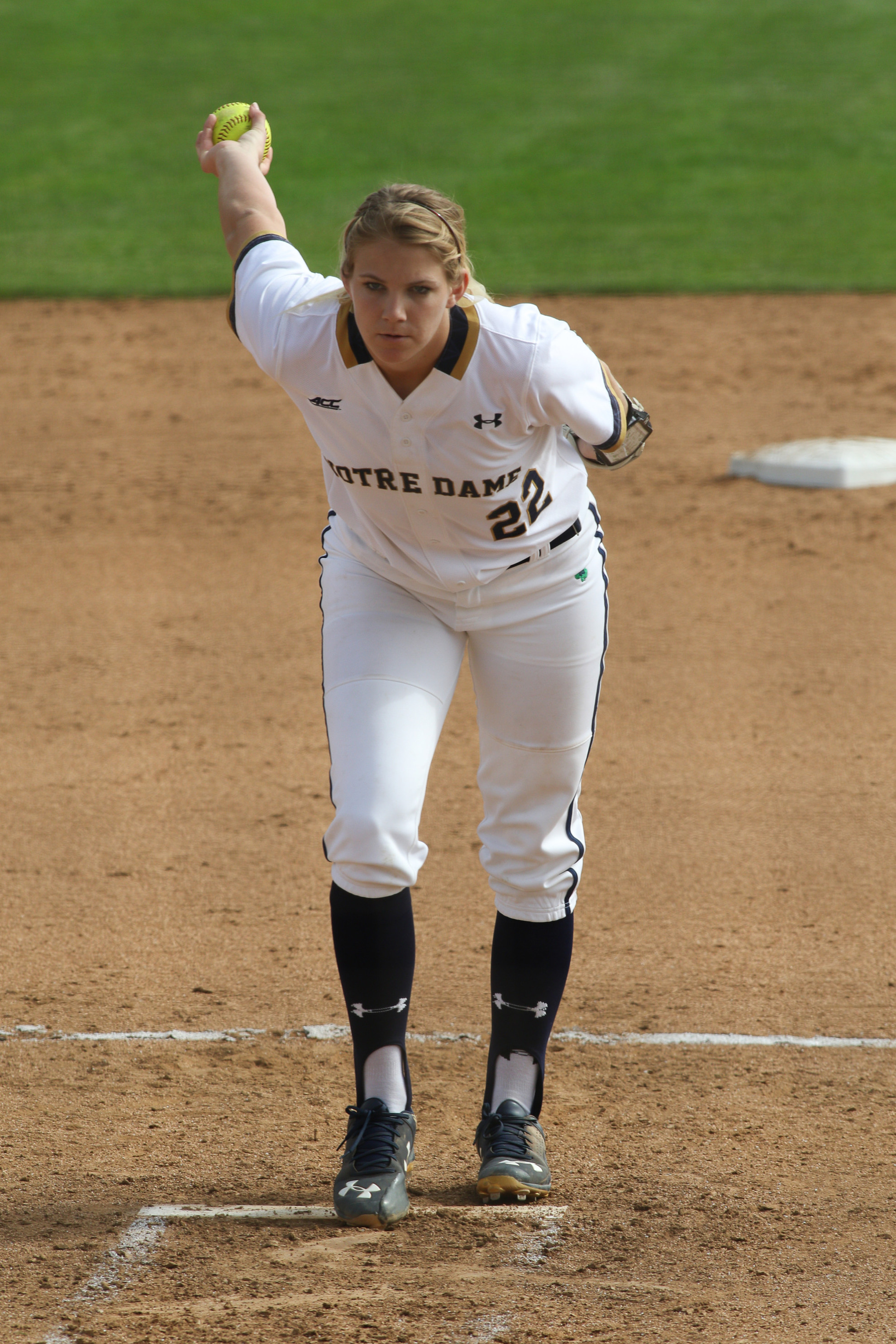 #RV Irish Slug Way To Mixed Mary Nutter Opening Day Sara White tossed 3.1 scoreless innings of relief to earn the win against Utah Valley on Friday at the Mary Nutter Collegiate Classic