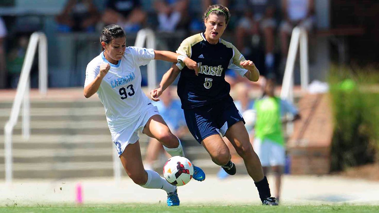 Sophomore midfielder Cari Roccaro played a pivotal role in helping #8 Notre Dame earn a 1-0 win at #1 North Carolina on Sunday afternoon at Fetzer Field in Chapel Hill, N.C.