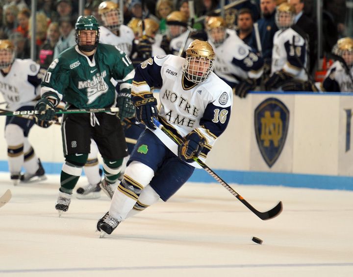 Dan Kissel scored a short-handed goal to give Notre Dame a 4-2 lead in the third period.