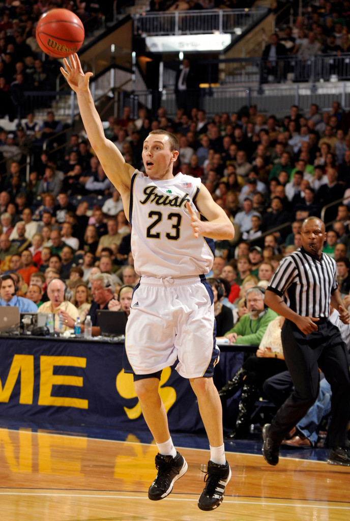 Notre Dame Nixes UCLA, 84-73 (AP)