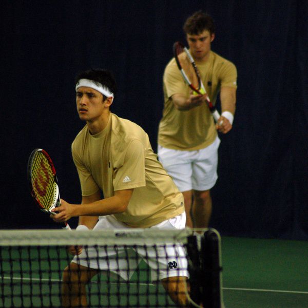 Santiago Montoya teamed with Tyler Davis to earn a doubles win for the Irish Friday.