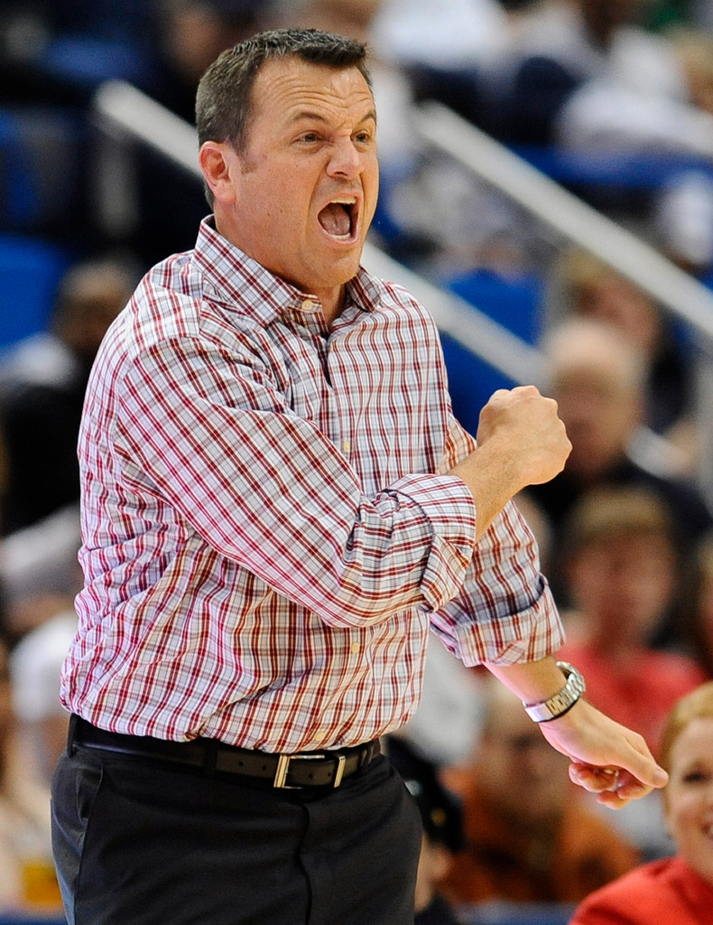 #2 Irish Cruise Past #16 Louisville, 83-59 In BIG EAST Semi (AP)