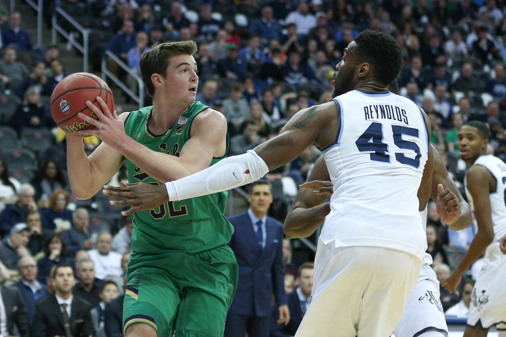 No. 1 Villanova 74, No. 23 Notre Dame 66