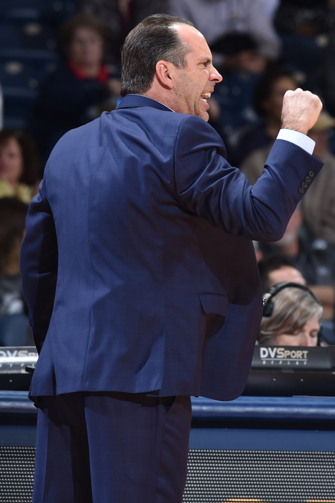 Notre Dame 92, Seattle 49