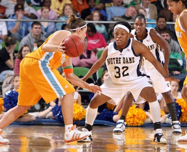 Irish Look To Bounce Back Against Orange Breona Gray and the Irish head to Syracuse to face the Orange on Tuesday night.