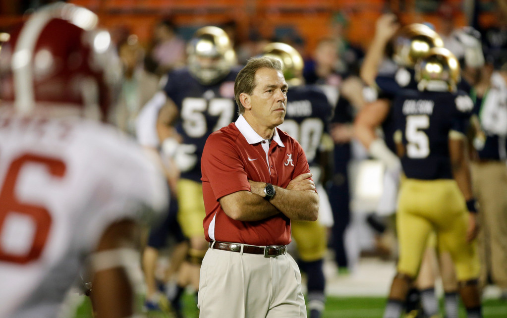 Irish Title Hopes Halted By Crimson Tide, 42-14 (AP)