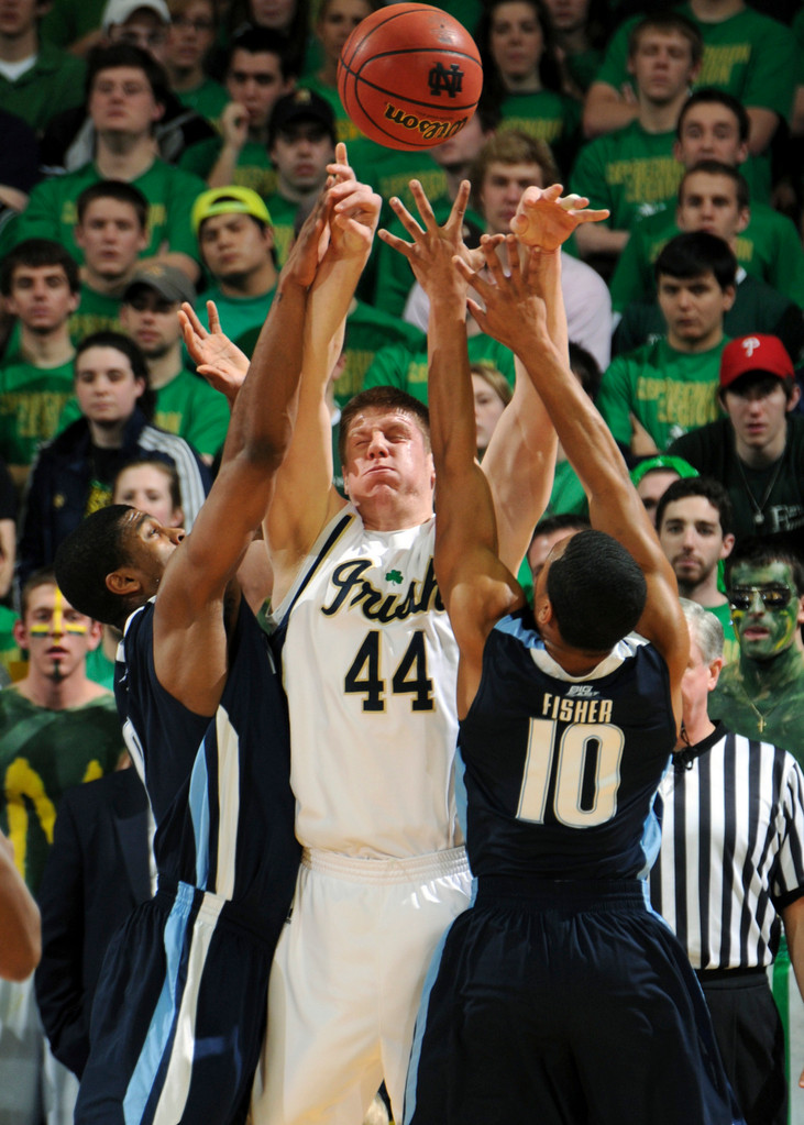 Irish Fall To #11 Villanova, 77-60