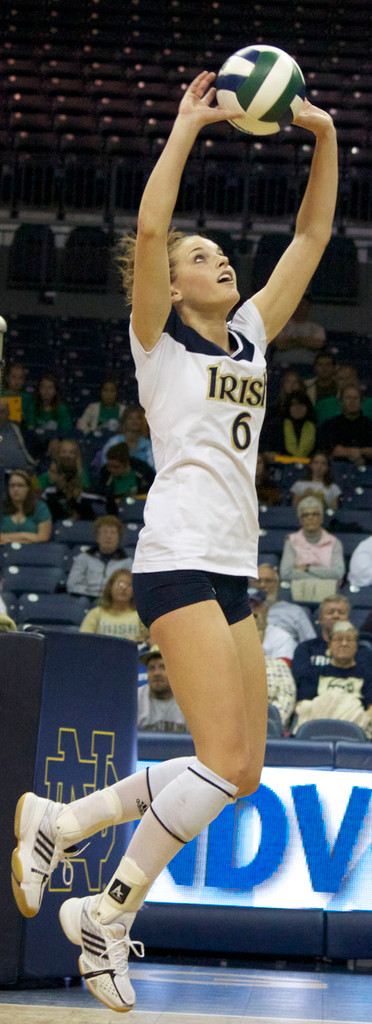 Volleyball Sweeps Georgetown